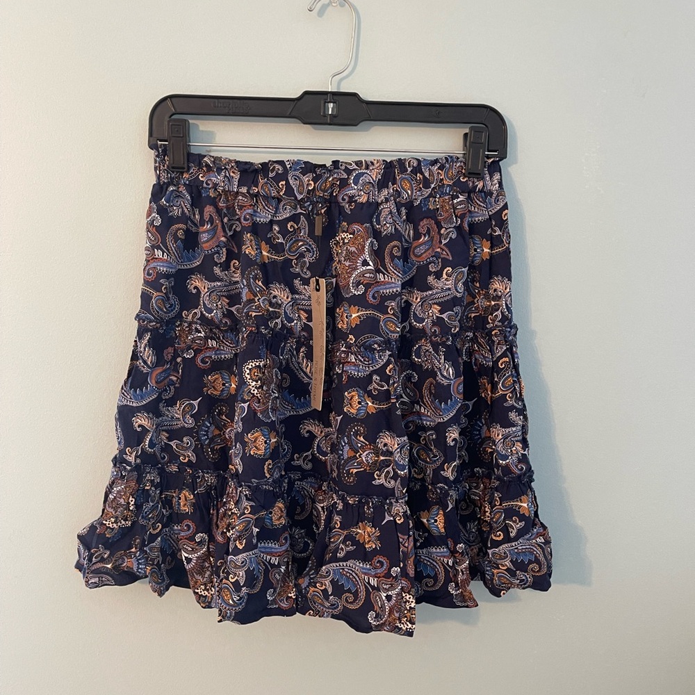 NWT Rose & Thyme Blue Floral Skirt